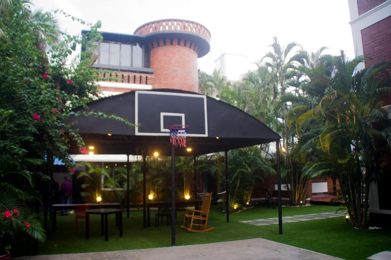 Brick Castle Hotel Chennai Exterior photo
