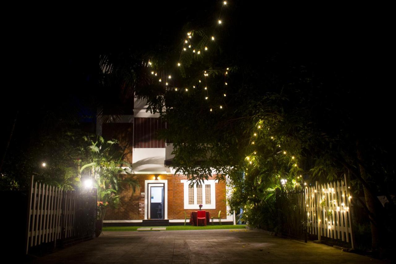 Brick Castle Hotel Chennai Exterior photo